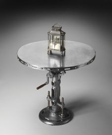 A2072025 HALLPUB TABLE