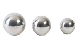Nesting Spheres Set of 3