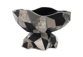 Penshell Planter