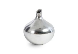 Katha Vase (Finish: Silver)