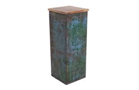 Crumpled Pedestal (Size: Medium)